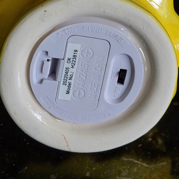 NEW Mr. Halloween Set of 4 Mini Candy Corn Lighted Trees - Picture 7 of 8